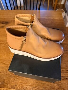 Silent D Nene book EUC size 41 / 10